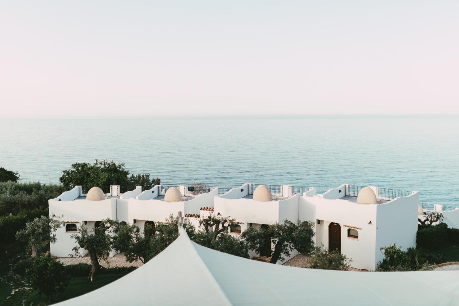 Baia Delphis Resort Vasto Ngoại thất bức ảnh
