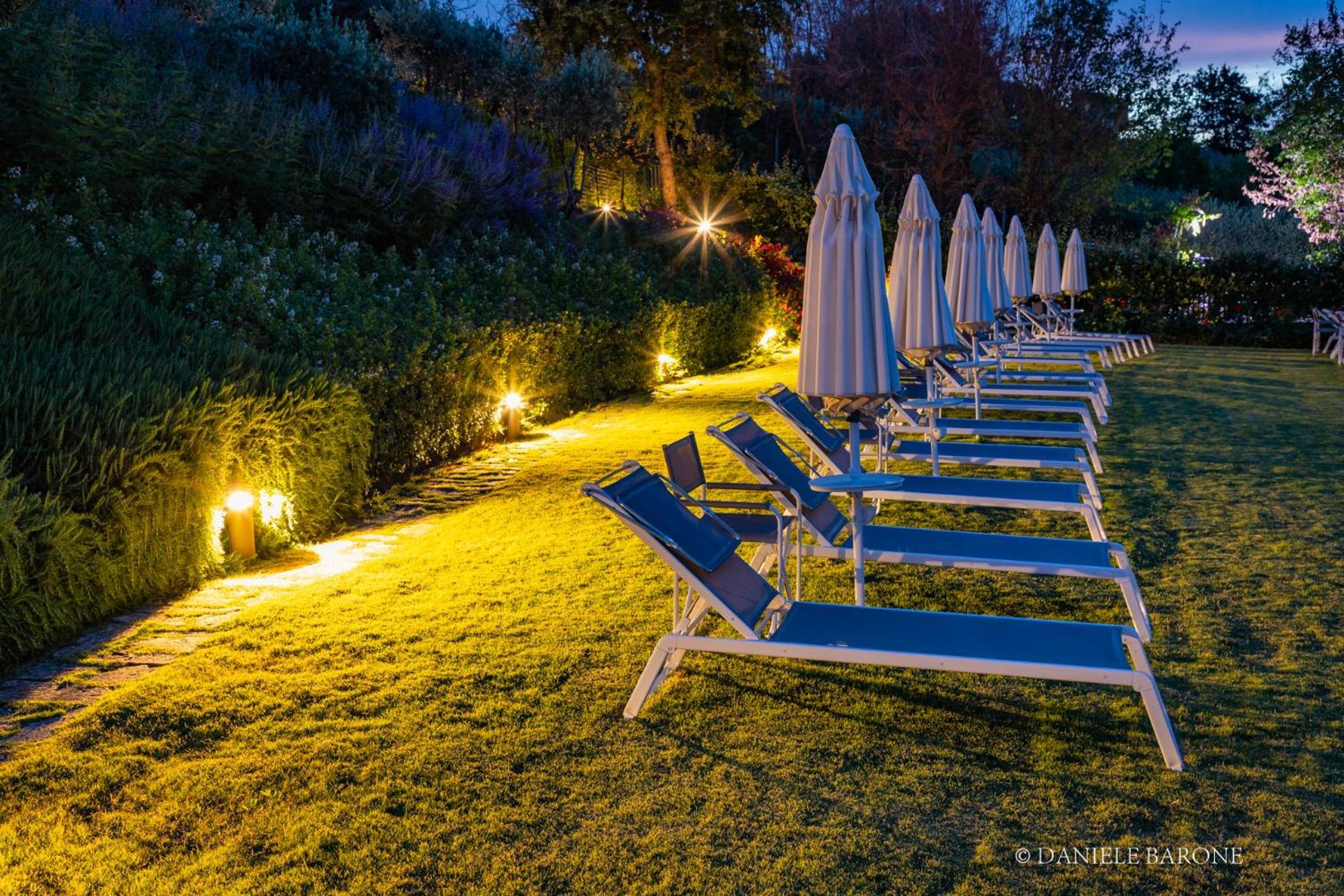 Baia Delphis Resort Vasto Ngoại thất bức ảnh
