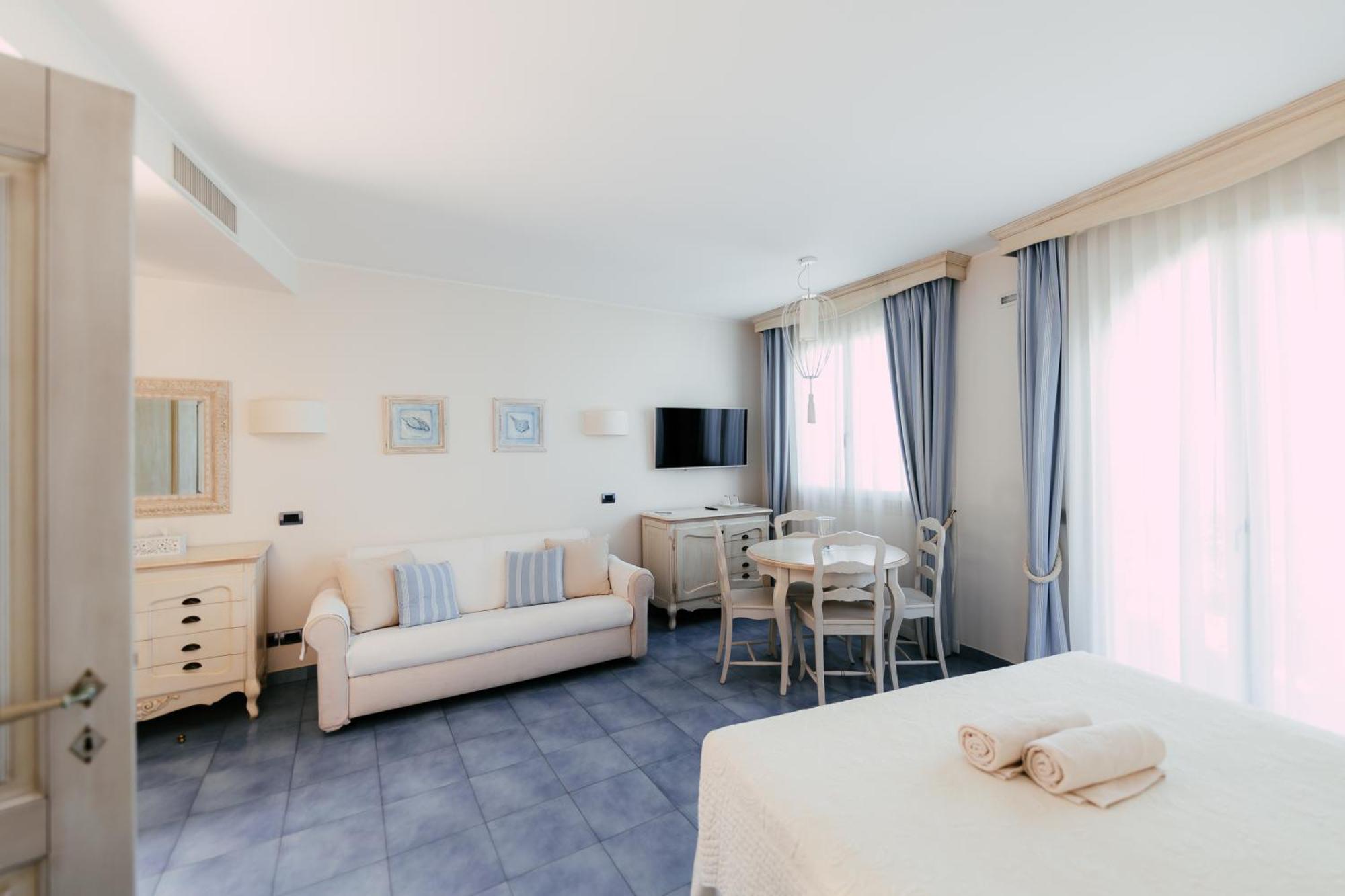 Baia Delphis Resort Vasto Ngoại thất bức ảnh