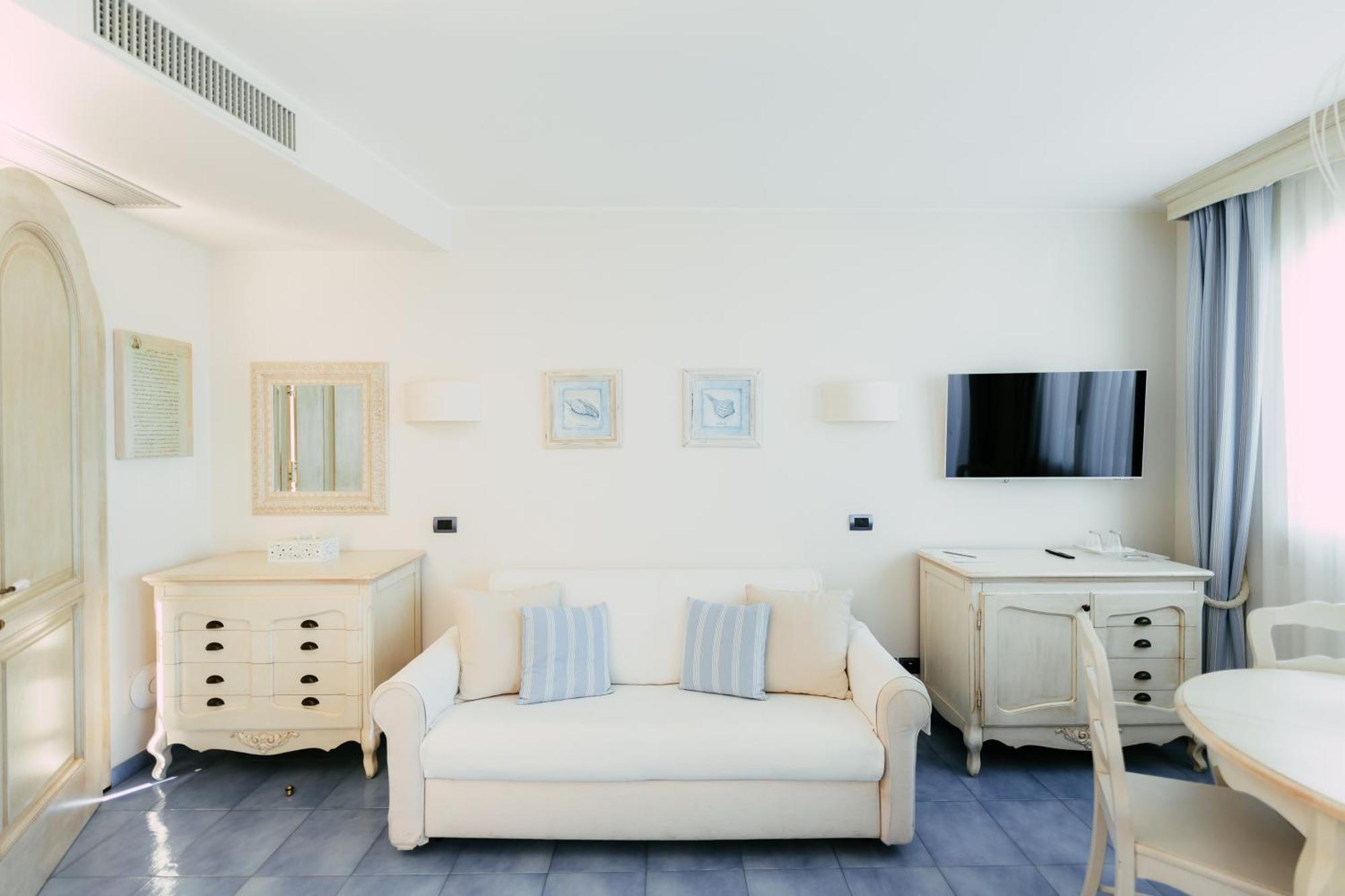 Baia Delphis Resort Vasto Ngoại thất bức ảnh