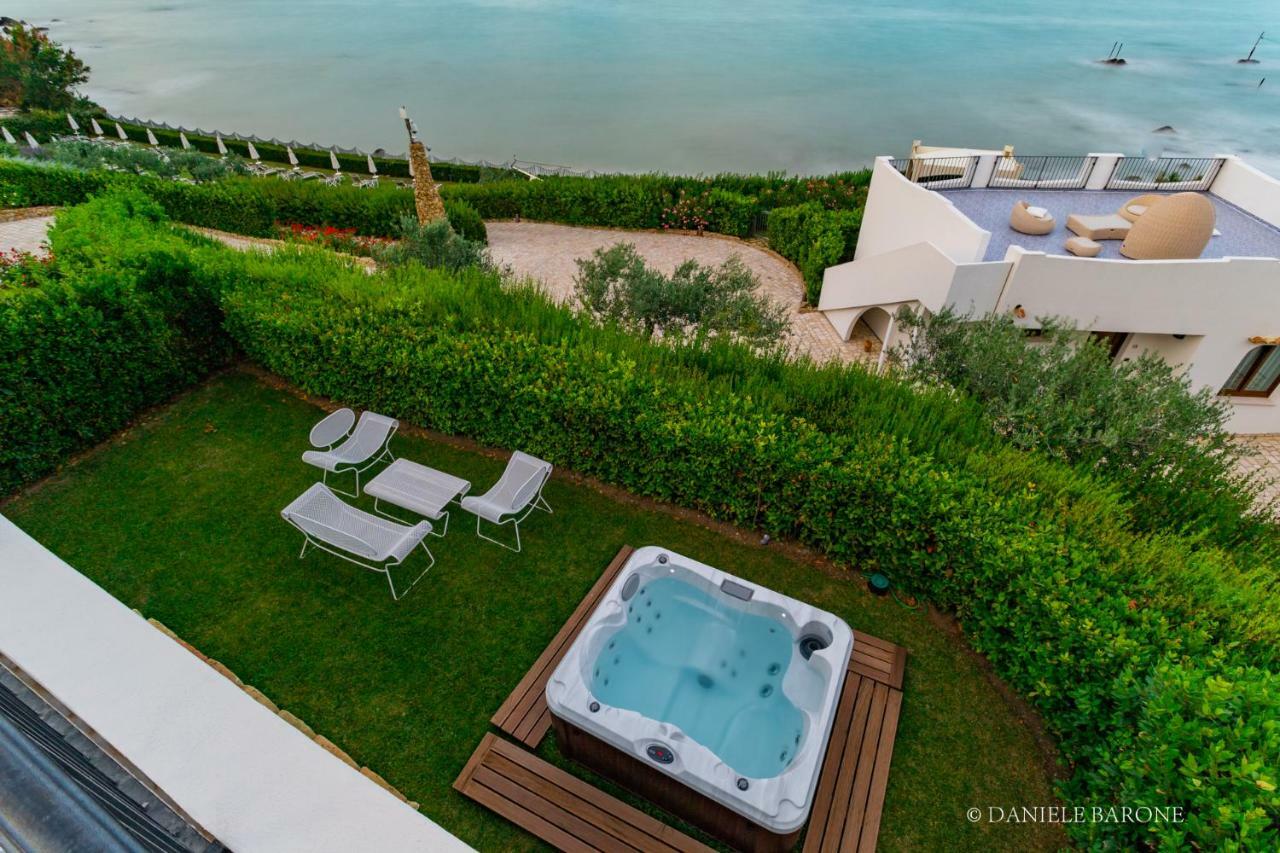 Baia Delphis Resort Vasto Ngoại thất bức ảnh
